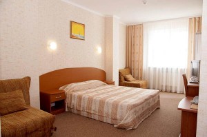 chernomorie-nebug-tripl-room