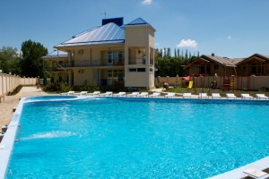 hotel_raduga_pool