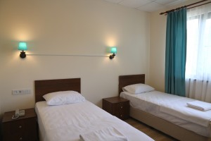 lusset_hotel_twin_room