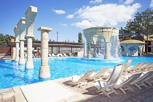 riviera-club-pool-anapa